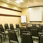Ibis Taubate 